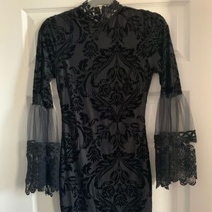 Embroidered velvet puff sleeve dress